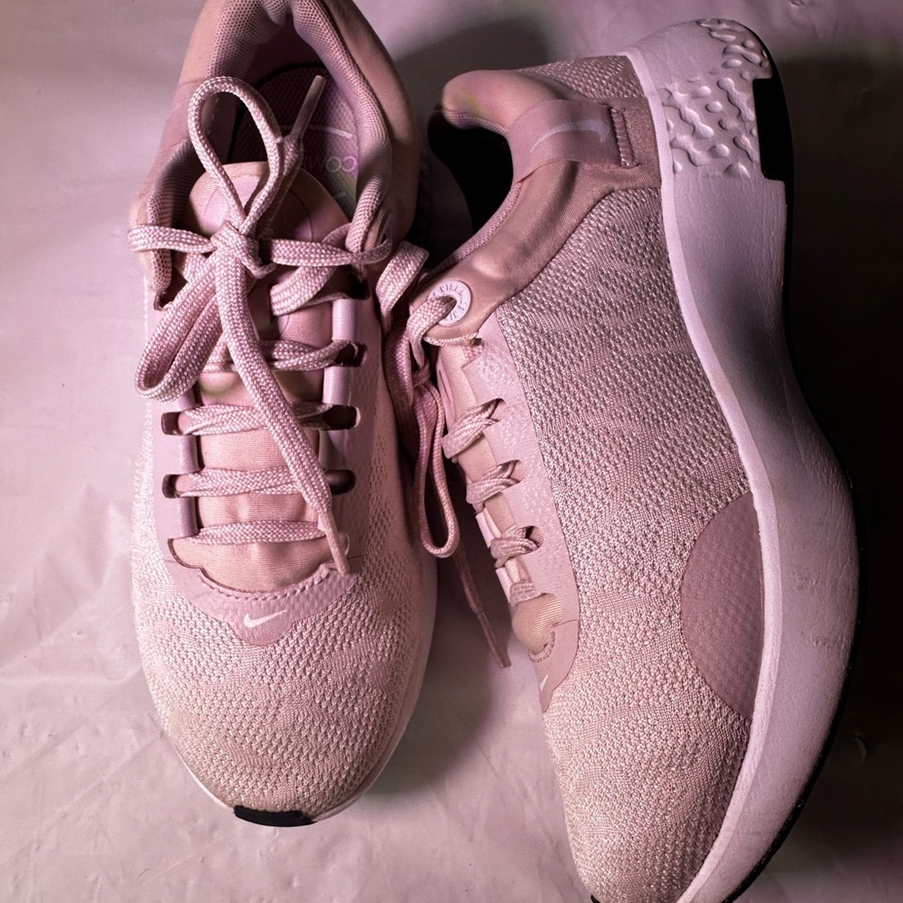 Nike Women's Light Pink Sneakers - Picture 7 of 11